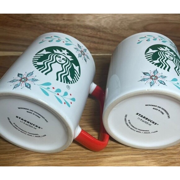 2 Starbucks 2020 Poinsettia Mistletoe Logo Holiday Red Handle Christmas Mug Pair - Picture 3 of 13
